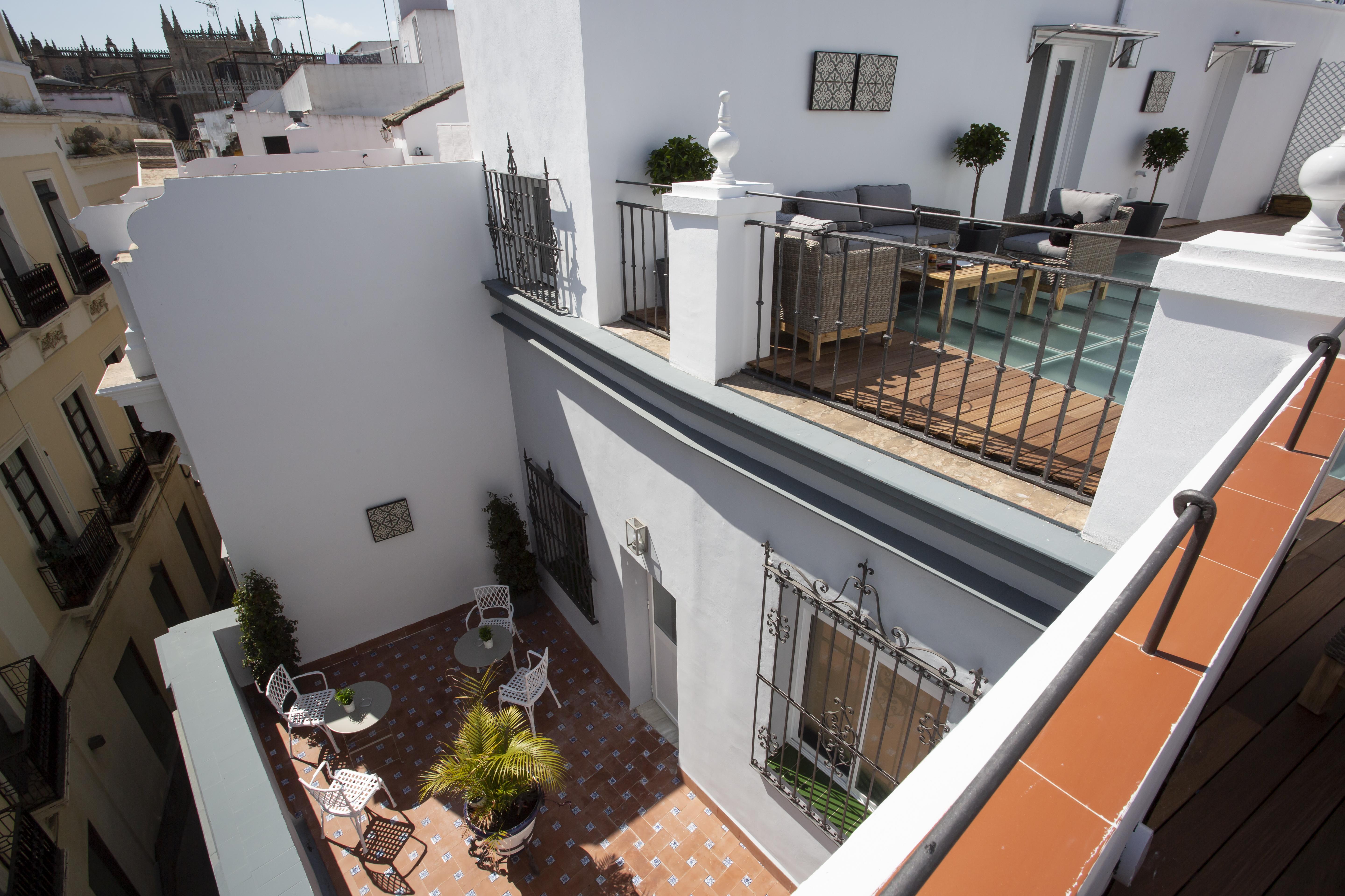 Basic Hotel Sevilla Catedral מראה חיצוני תמונה