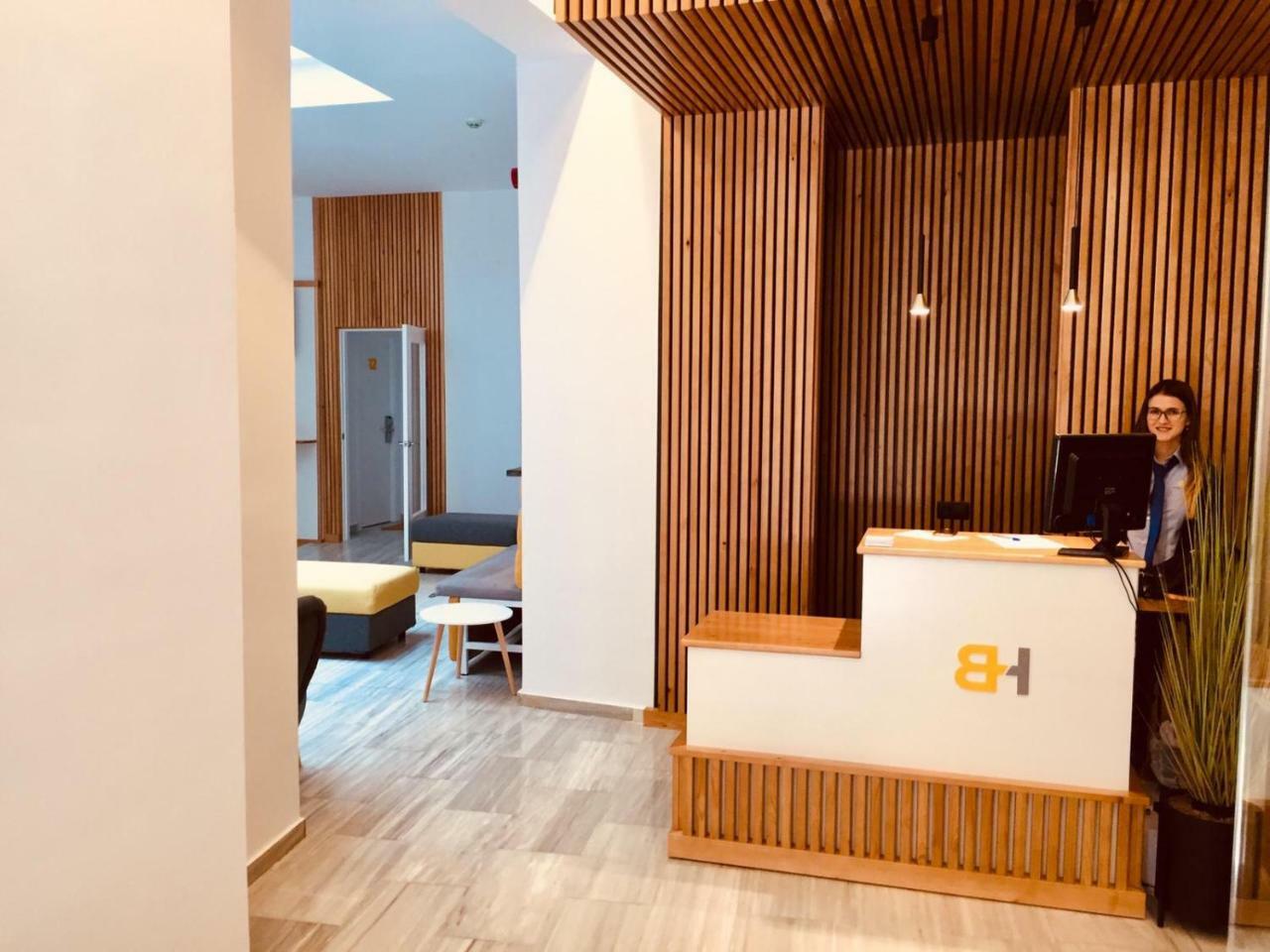 Basic Hotel Sevilla Catedral מראה חיצוני תמונה